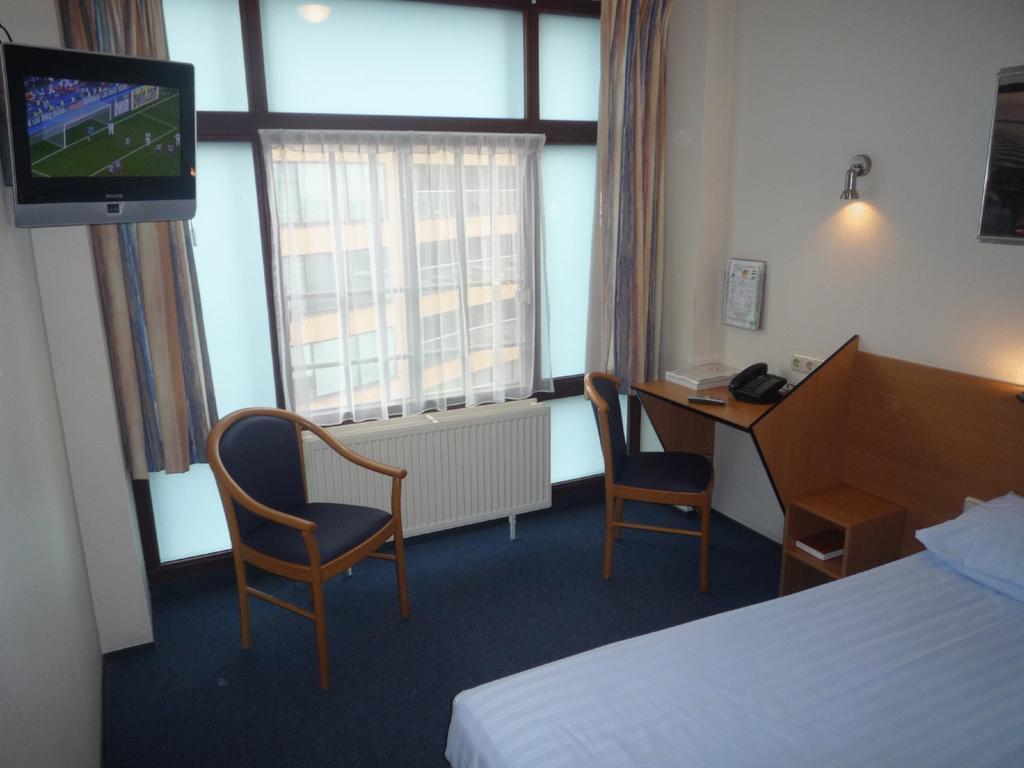 Maritime Hotel Rotterdam Rum bild